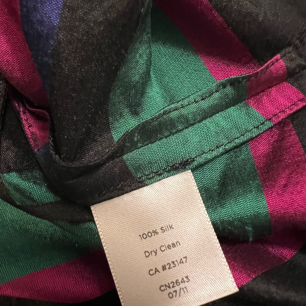 *** Talbots Multicolored Top - Picture 3 of 4